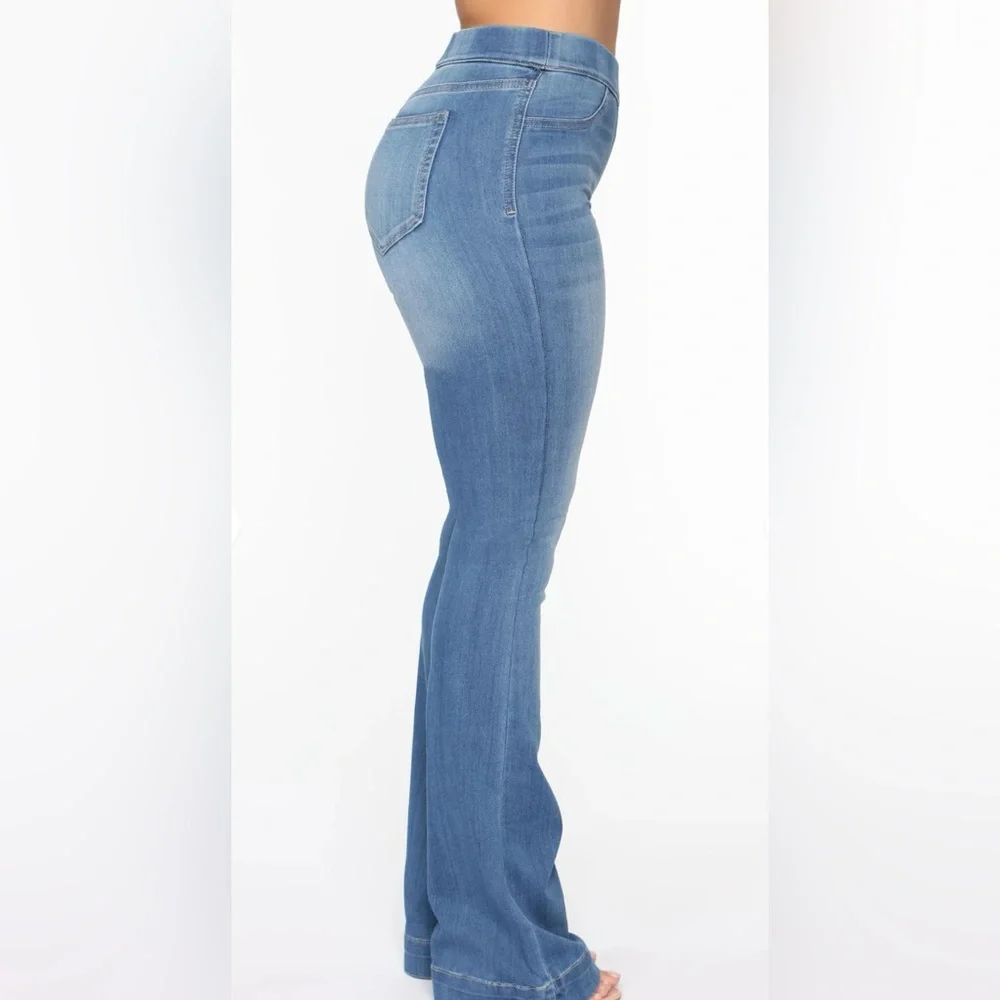 Fashion Nova Start Something Mid Rise Flare Jeans, Light Blue Wash, XL, NWT - Picture 7 of 11